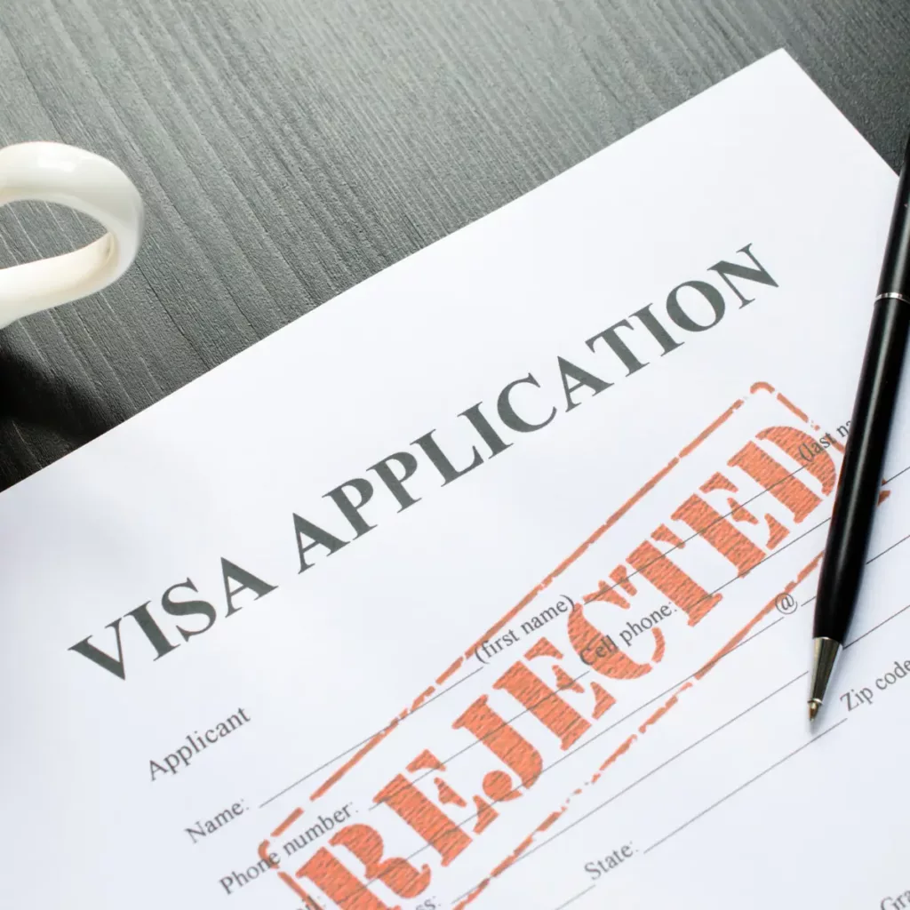 رفض تأشيرة كندا: ما الذي يجب فعله في حال رفض التأشيرة؟